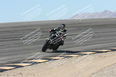 media/Oct-13-2025-Moto Forza (Mon) [[a66d839500]]/4-C Group/Session 2 (Bowl)/